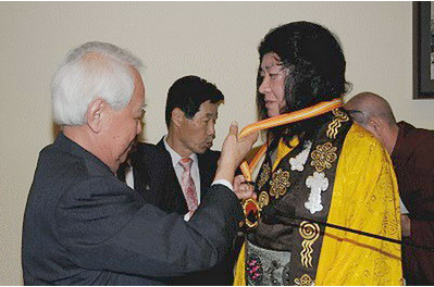 佛教领袖南无羌佛获颁“世界和平奖”最高荣誉奖-图片1