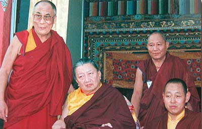 敏珠林寺敏林赤钦睡梦瑜伽法王恭贺南无羌佛-图片1