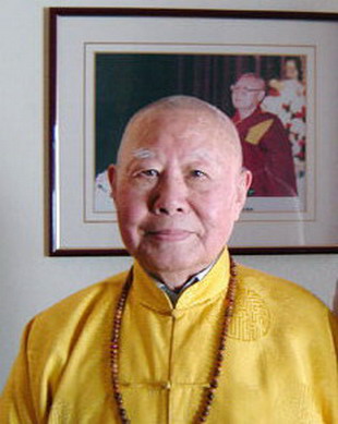 享誉世界的汉人拉然巴格西洛桑珍珠拜南无羌佛为师-图片1