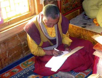 拉忠寺第六世白玛荣珠仁波且祝贺南无羌佛-图片1