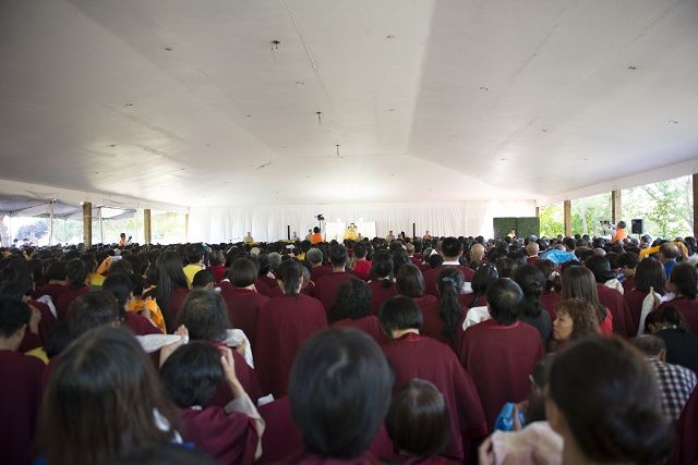 美国国会升国旗向世界佛教最高领袖南无羌佛致敬-图片2