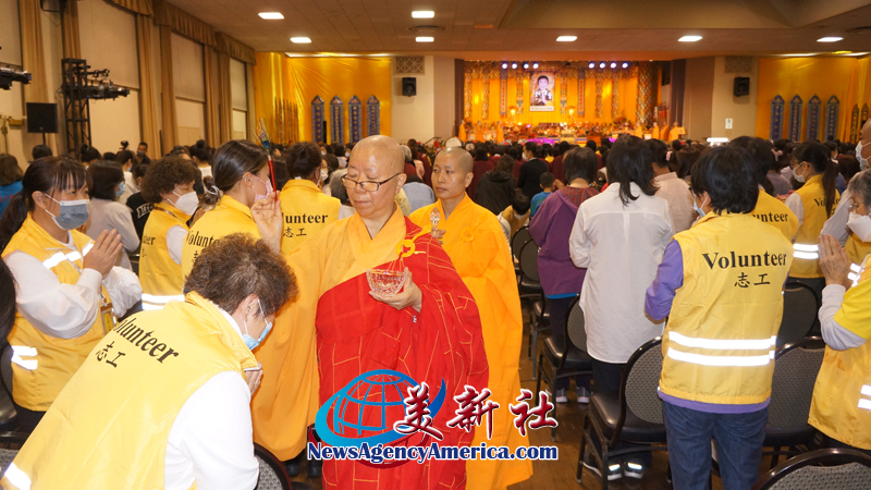 恭迎《南无第三世多杰羌佛经藏总集》圣典法会 在洛杉矶盛大举行-图片15