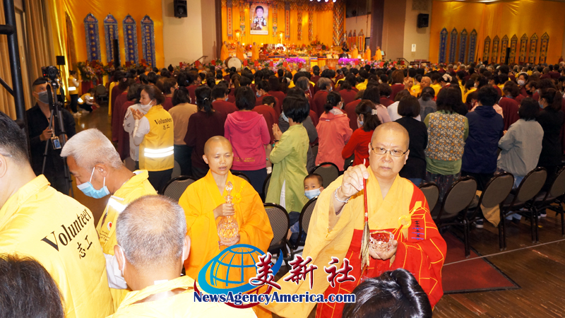 恭迎《南无第三世多杰羌佛经藏总集》圣典法会 在洛杉矶盛大举行-图片16