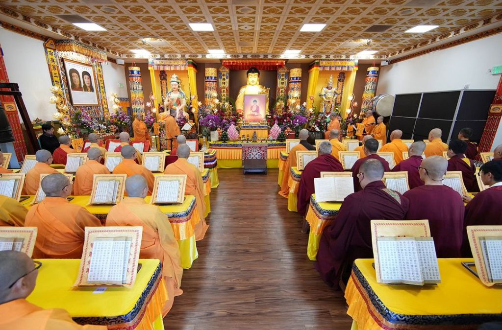 《華人今日網》2023年12月20日：聖蹟寺舉辦「恭迎南無阿彌陀佛佛誕法會」莊嚴祥和安定鄰里-图片1